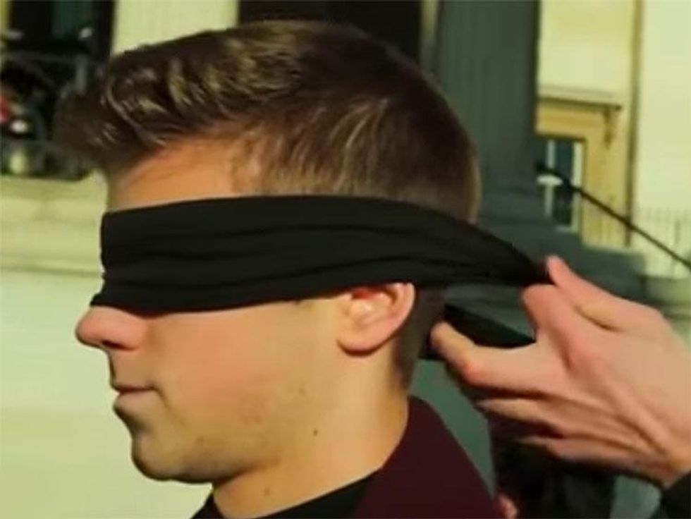 Gay man blindfolds four straight men, tricks them into having sex with him