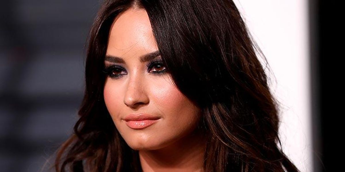 1200px x 598px - Demi Lovato Hospitalized for Reported Heroin Overdose